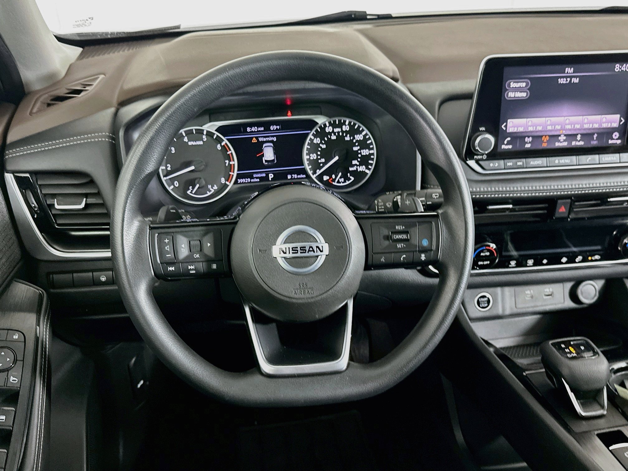 Used 2021 Nissan Rogue SV FWD image 18