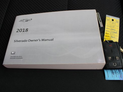 Used 2018 Chevrolet Silverado 1500 LT w/ All Star Edition image 43