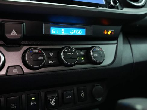 Used 2021 Toyota Tacoma TRD Sport w/ Technology Package AWD/4WD image 24