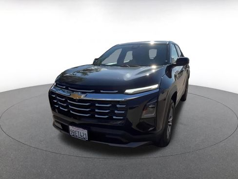 Used 2025 Chevrolet Equinox LT image 7