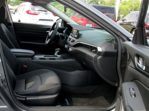 Used 2021 Nissan Altima 2.5 S image 9