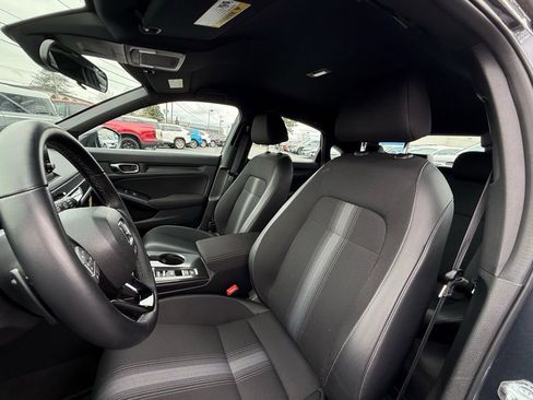 Certified 2025 Honda Civic Sport image 31