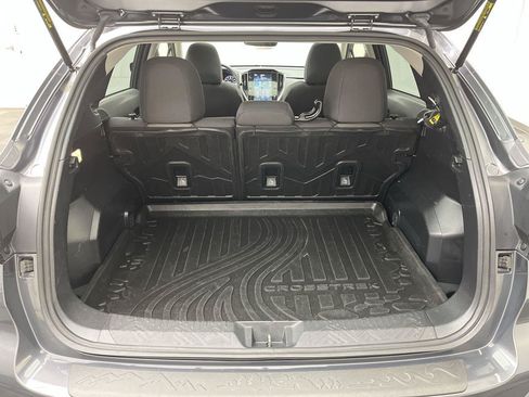 Used 2025 Subaru Crosstrek 2.5i Premium AWD/4WD image 29