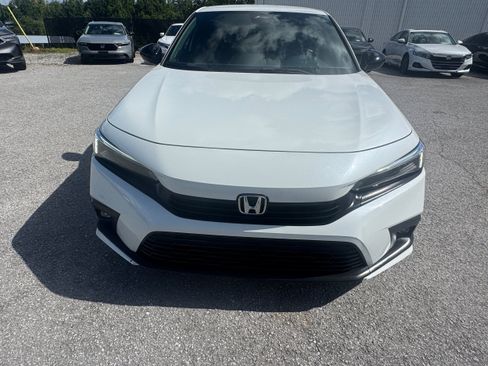 Used 2024 Honda Civic Sport image 3