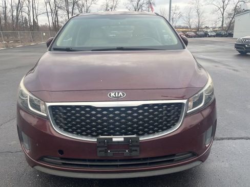 Used 2016 Kia Sedona LX image 9