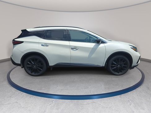 Used 2023 Nissan Murano SV w/ SV Midnight Edition Package AWD/4WD image 4