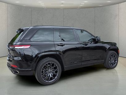 Used 2025 Jeep Grand Cherokee Summit w/ Obsidian Package