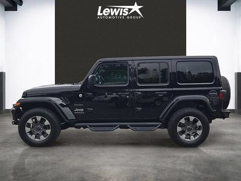 Used 2023 Jeep Wrangler Unlimited Sahara w/ Cold Weather Group AWD/4WD image 2