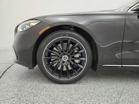 Used 2024 Mercedes-Benz S 580 4MATIC Sedan image 24