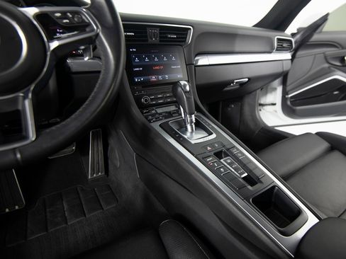 Certified 2017 Porsche 911 Carrera image 30