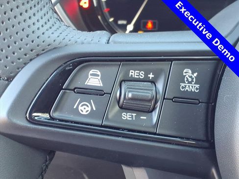 New 2025 Alfa Romeo Giulia RWD w/ Driving Assist Package image 20