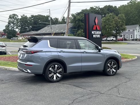 New 2026 Mitsubishi Outlander AWD image 5