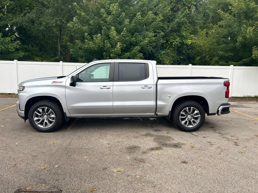 Used 2021 Chevrolet Silverado 1500 RST AWD/4WD image 6