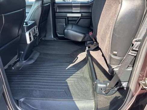 Used 2020 Ford F150 Lariat w/ Equipment Group 502A Luxury AWD/4WD image 19