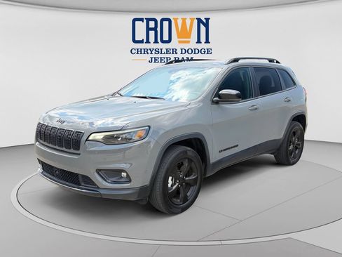 Used 2023 Jeep Cherokee Altitude Lux w/ Lux Elite Package AWD/4WD image 7
