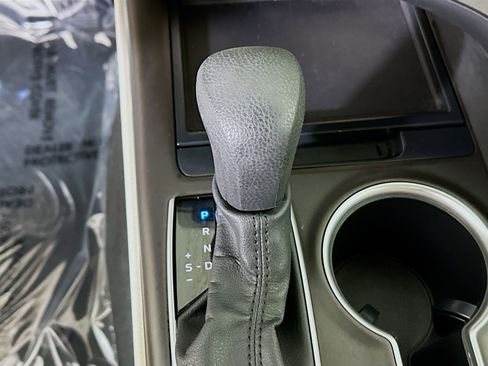 Used 2023 Toyota Camry LE image 19