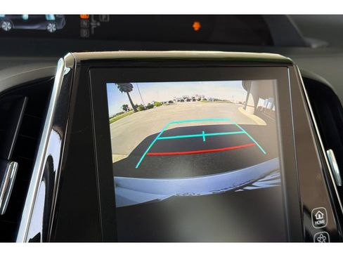 Used 2022 Toyota Prius Prime XLE FWD image 22