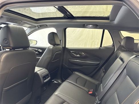 Used 2022 GMC Terrain AT4 w/ Tech Package image 14