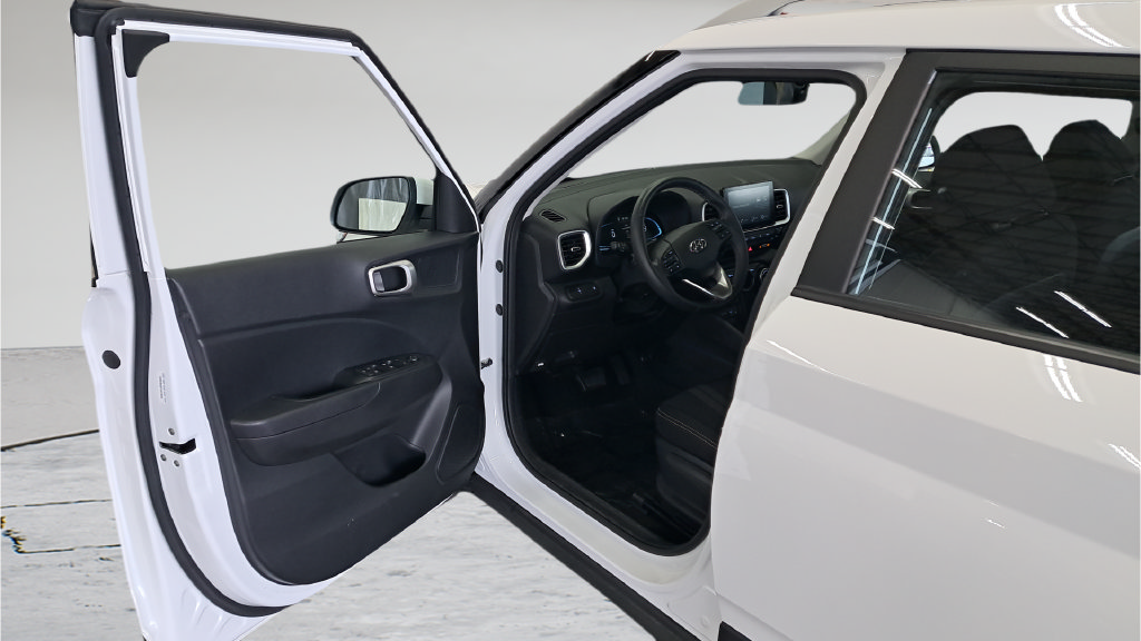 Used 2026 Hyundai Venue SEL FWD image 21
