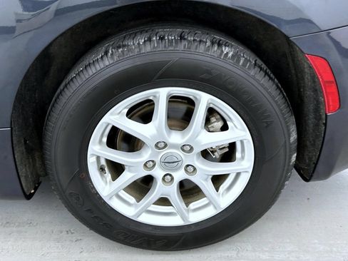Used 2021 Chrysler Pacifica Touring-L FWD image 20