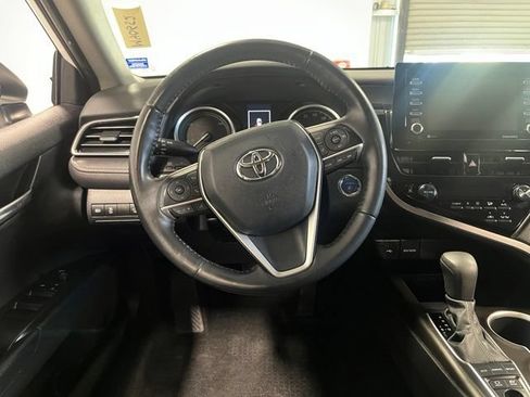 Used 2022 Toyota Camry LE w/ Cold Weather Package FWD image 21