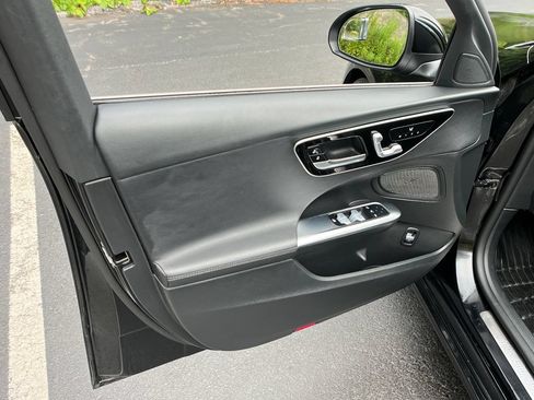 Used 2022 Mercedes-Benz C 300 4MATIC Sedan image 11