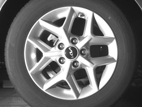 Used 2025 Kia Soul LX w/ LX Technology Package FWD image 15