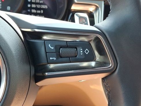 Used 2024 Porsche Macan image 26