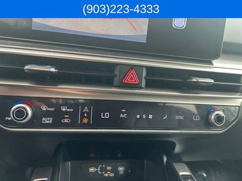 Used 2025 Kia Sorento S FWD image 28