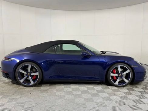 Used 2022 Porsche 911 Carrera 4S AWD/4WD image 11