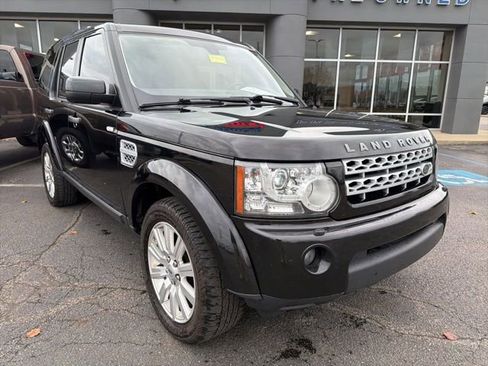 Used 2013 Land Rover LR4 HSE image 2