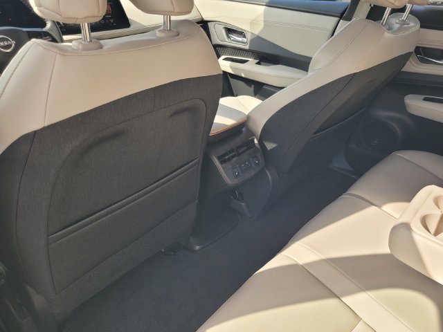 Certified 2023 Nissan Ariya FWD image 14