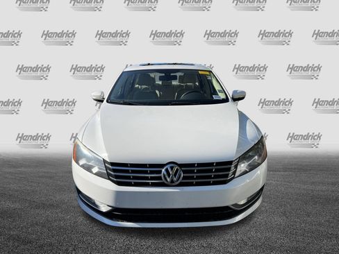 Used 2014 Volkswagen Passat TDI SEL Premium image 3
