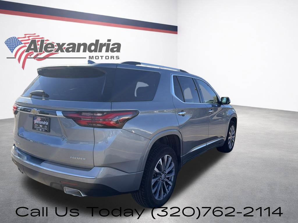 Used 2023 Chevrolet Traverse Premier AWD/4WD image 6