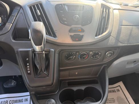 Used 2019 Ford Transit 250 148 Medium Roof RWD image 17