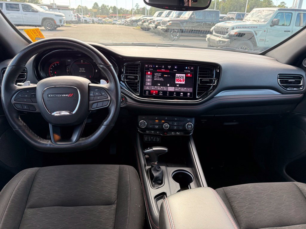 Used 2025 Dodge Durango GT AWD/4WD image 9