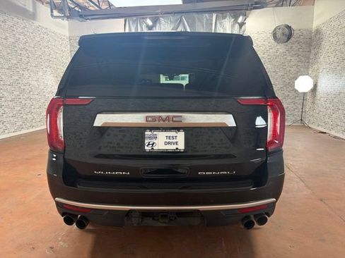 Used 2021 GMC Yukon Denali w/ Denali Ultimate Package AWD/4WD image 6