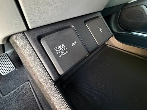 Used 2020 Acura RDX w/ Advance Package FWD image 30