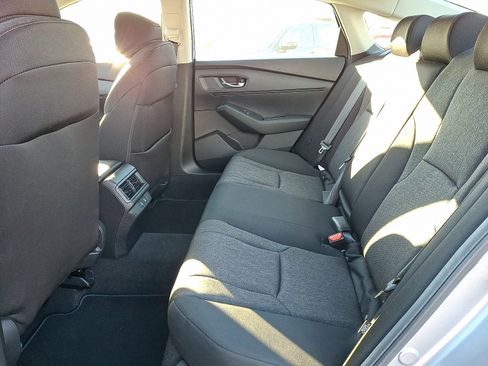 Certified 2025 Honda Accord LX image 9