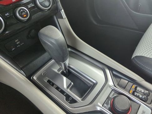 Used 2021 Subaru Forester Premium image 31