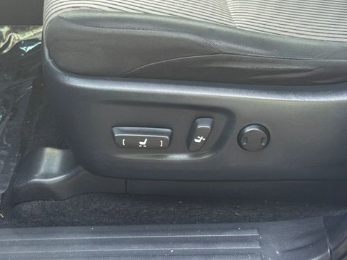 Used 2016 Toyota 4Runner SR5 image 22