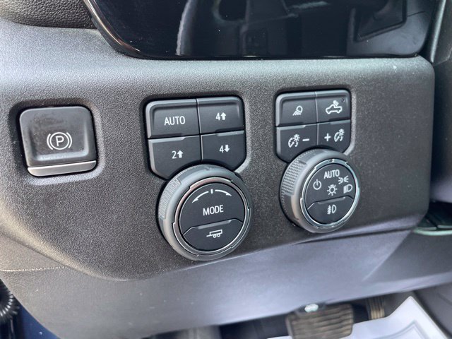 Used 2022 Chevrolet Silverado 1500 High Country w/ Max Trailering Package AWD/4WD image 17