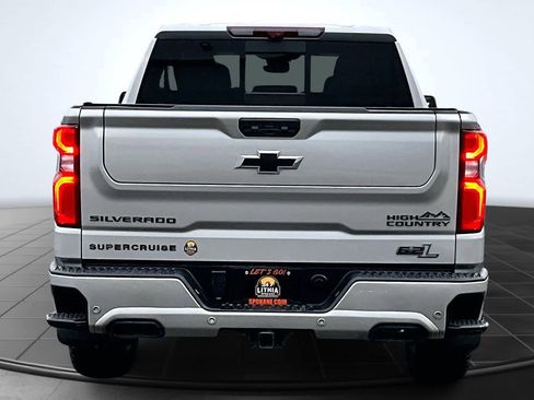 Used 2022 Chevrolet Silverado 1500 High Country w/ High Country Premium Package image 5