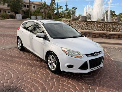 Used 2013 Ford Focus SE FWD image 25