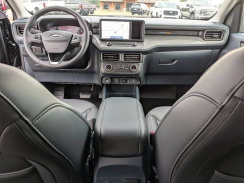Used 2024 Ford Maverick Lariat w/ Black Appearance Package AWD/4WD image 12