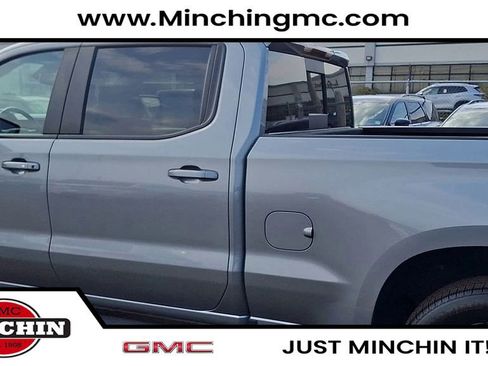 Used 2023 Chevrolet Silverado 1500 RST AWD/4WD image 2