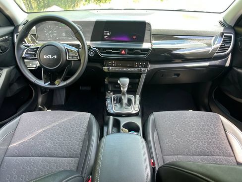 Used 2024 Kia Seltos S AWD/4WD image 13
