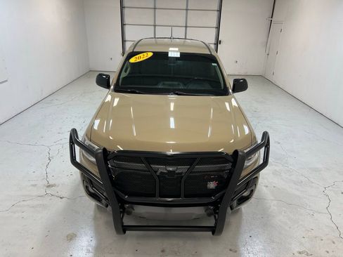 Used 2022 Chevrolet Colorado Z71 AWD/4WD image 7