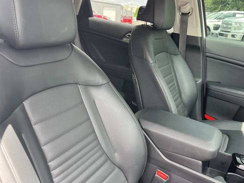 Used 2025 Kia Sportage SX FWD image 31