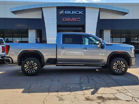 New 2026 GMC Sierra 2500 Denali Ultimate w/ Max Trailering Package AWD/4WD image 2